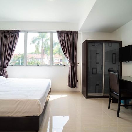 Crystal Garden Hotel  Kuala Lumpur Bagian luar foto